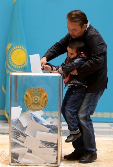 Early presidential elections in Kazakhstan