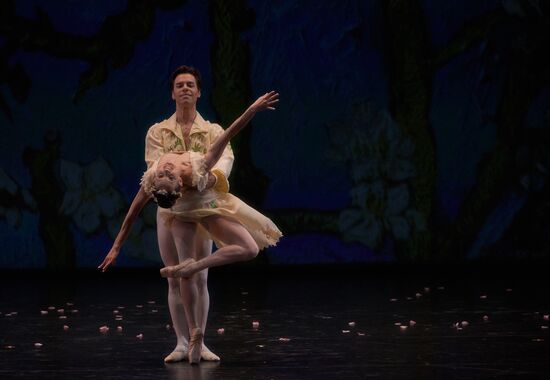 Gala concert of world ballet stars dedicated to closing the Dance Open ballet festival