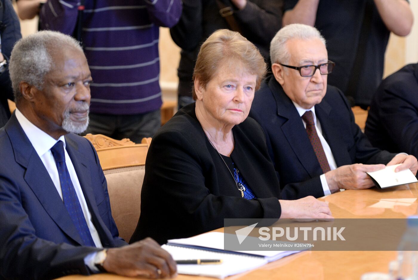 Russian Foreign Minister Sergey Lavrov meets with the Elders