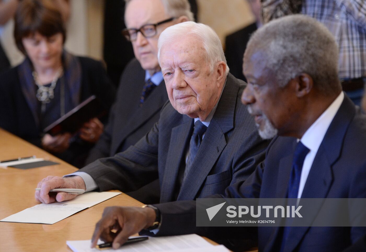 Russian Foreign Minister Sergey Lavrov meets with the Elders