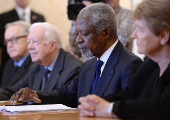 Russian Foreign Minister Sergey Lavrov meets with the Elders