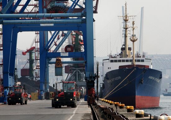 The Vladivostok merchant seaport