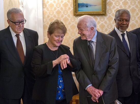 Russian Foreign Minister Sergei Lavrov meets with the Elders