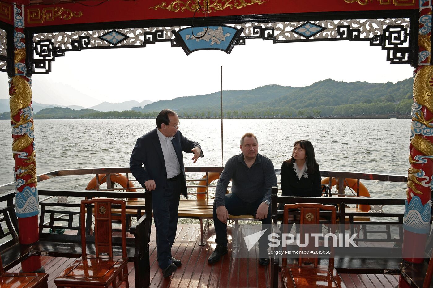 Dmitry Rogozin visits China