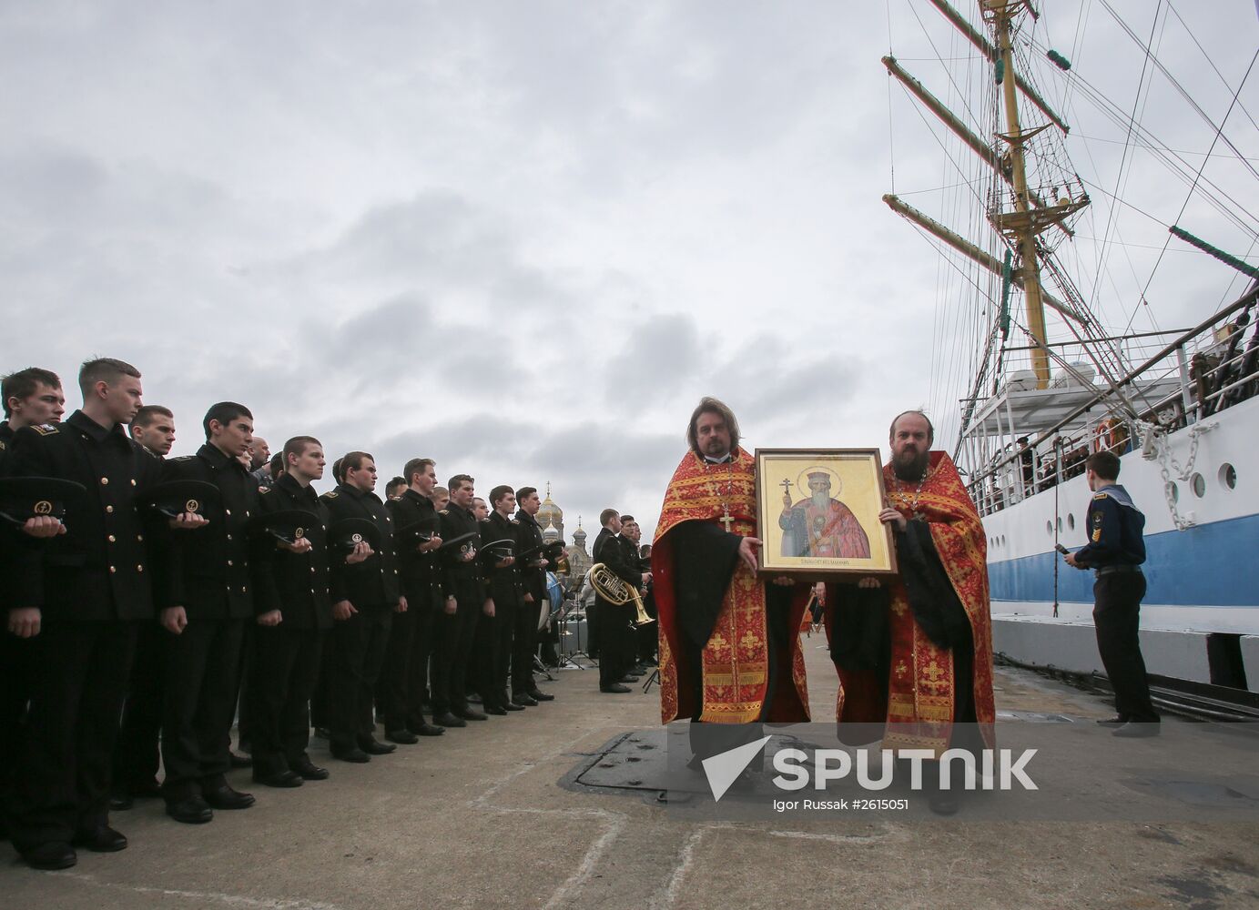 Send-off ceremony for Mir sailing ship's training voyage