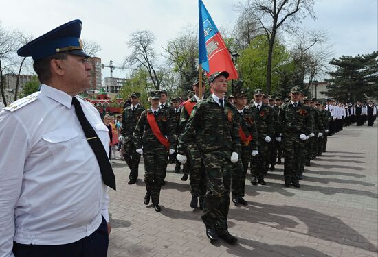 Review contest among young militaries in Rostov-on-Don