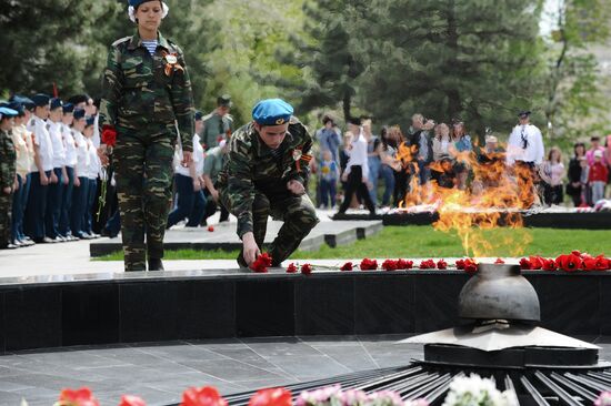 Review contest among young militaries in Rostov-on-Don