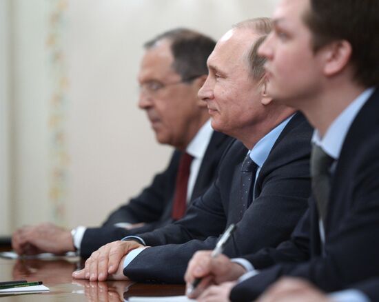 Vladimir Putin meets with members of The Elders