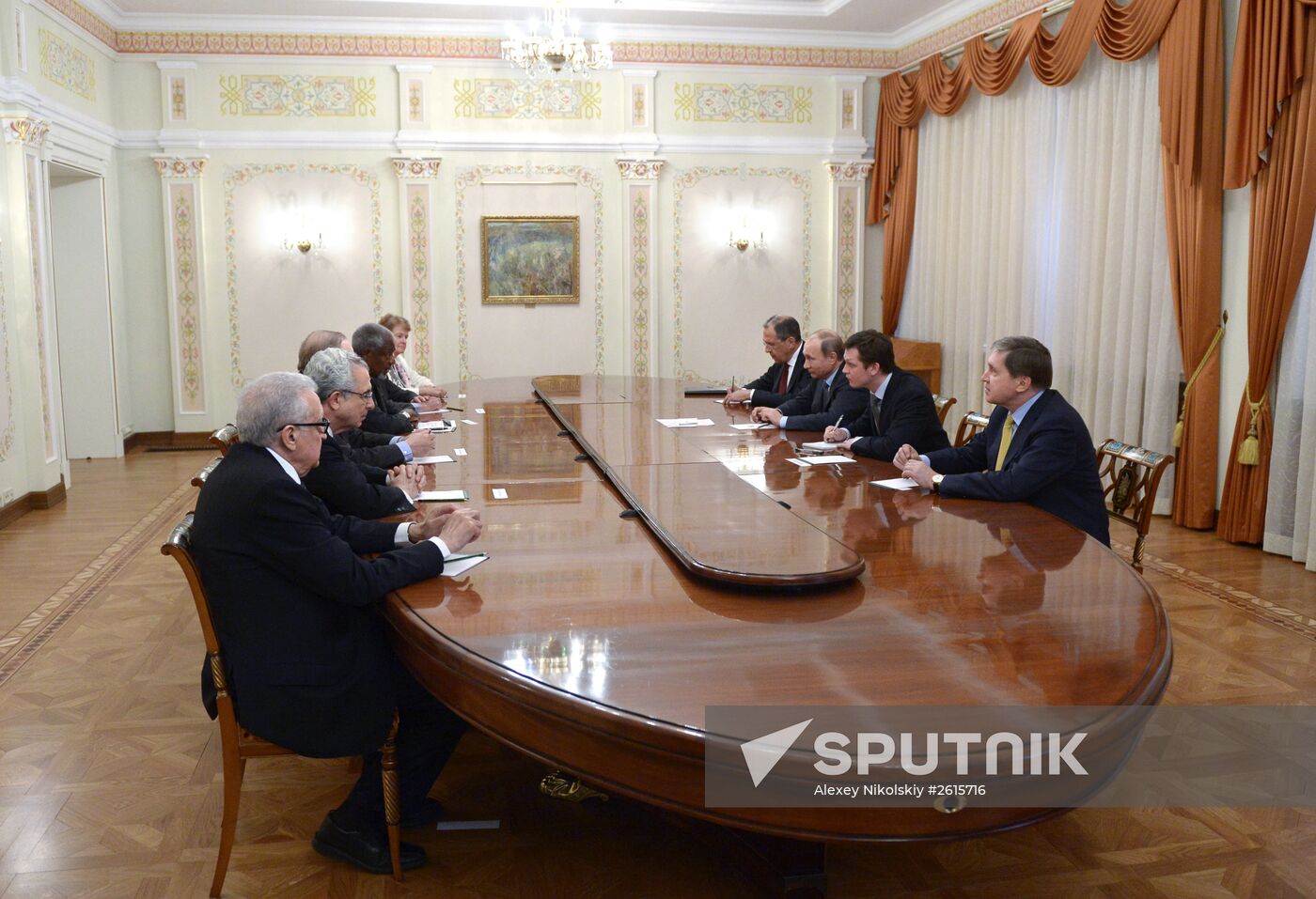 Vladimir Putin meets with members of The Elders