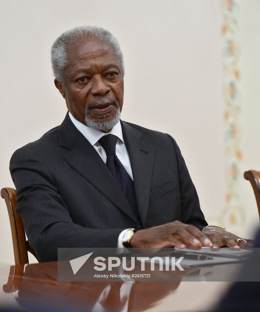 Vladimir Putin meets with members of The Elders