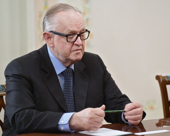 Vladimir Putin meets with members of The Elders