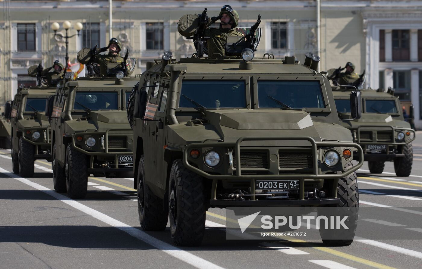 Rehearsing Victory Day parade in St.Petersburg