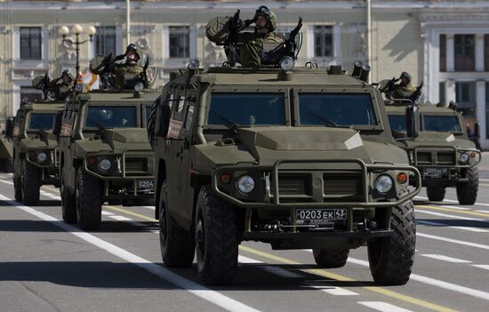 Rehearsing Victory Day parade in St.Petersburg