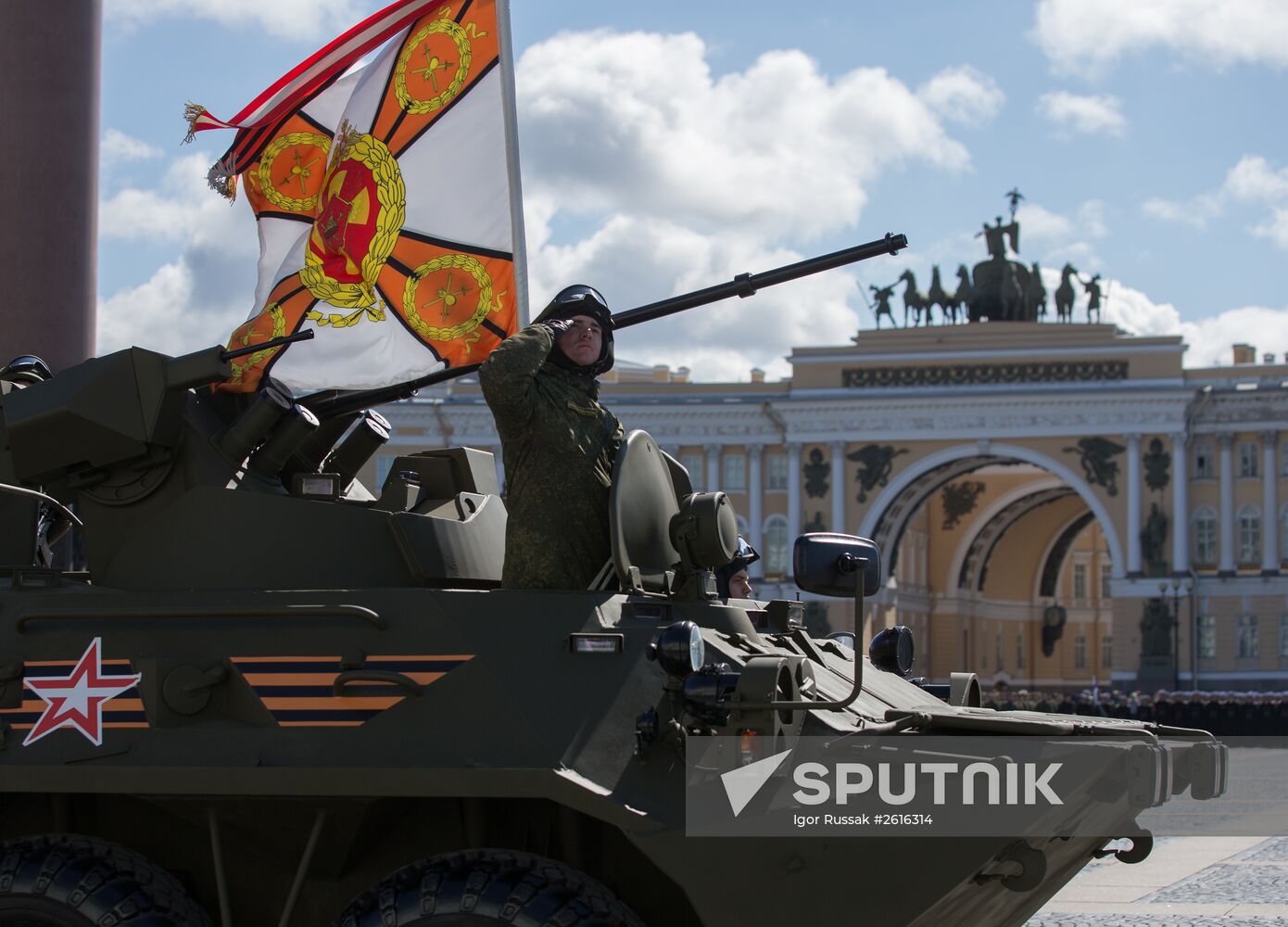 Rehearsing Victory Day parade in St.Petersburg