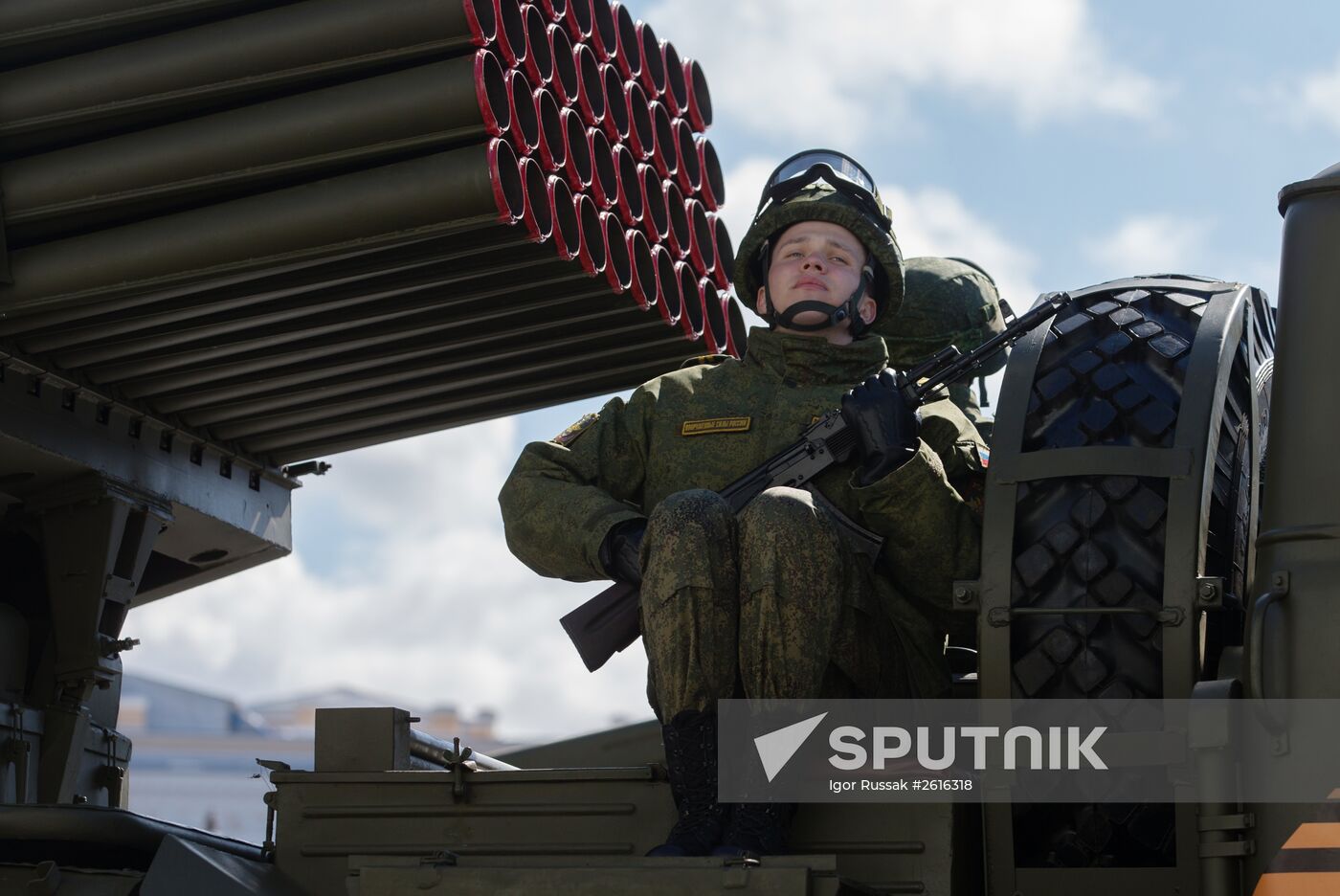 Rehearsing Victory Day parade in St.Petersburg