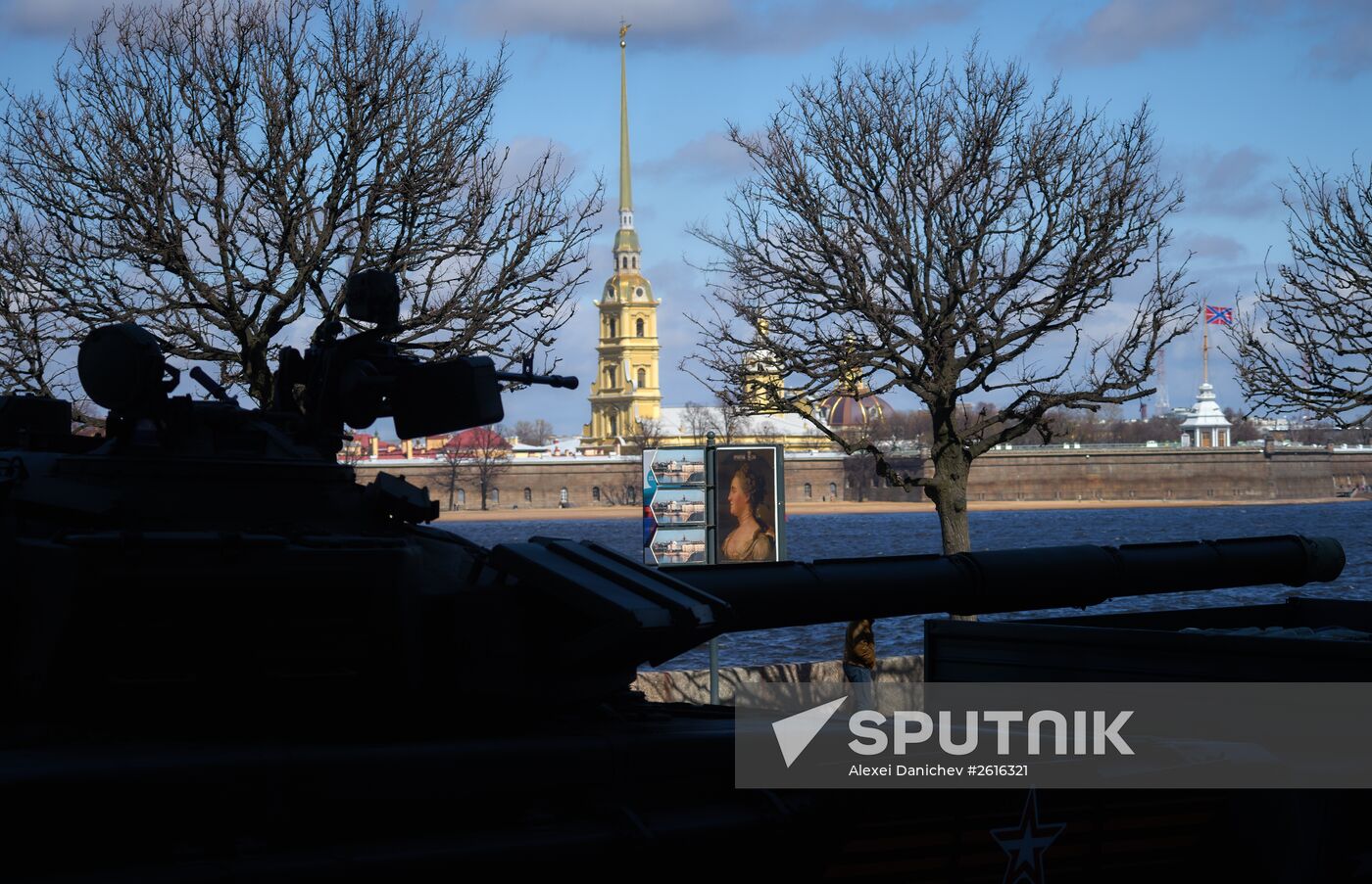 Rehearsing Victory Day parade in St.Petersburg