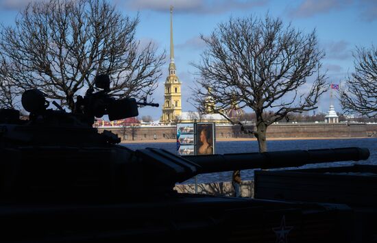 Rehearsing Victory Day parade in St.Petersburg