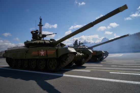 Rehearsing Victory Day parade in St.Petersburg