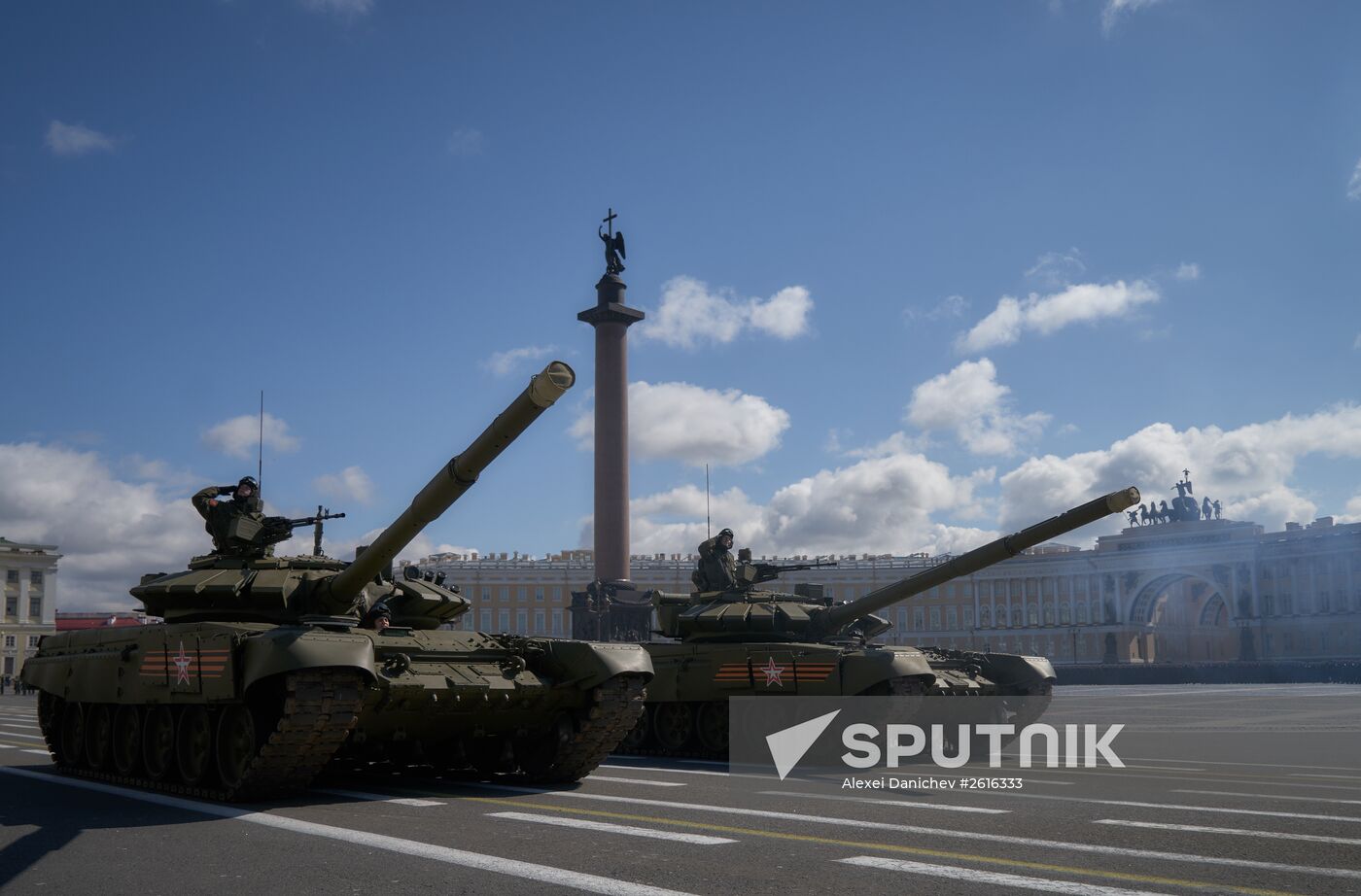 Rehearsing Victory Day parade in St.Petersburg