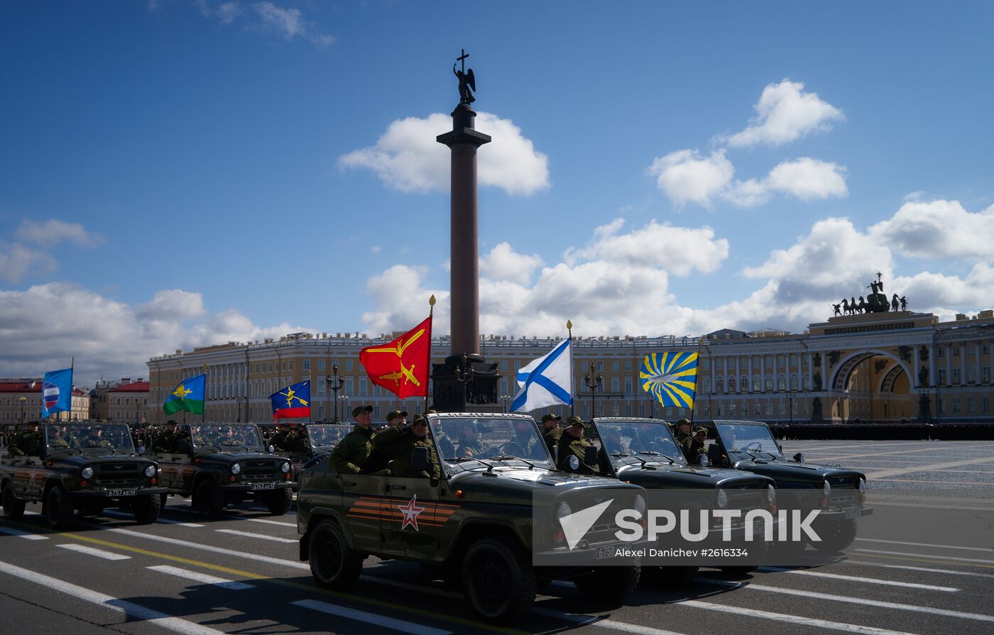 Rehearsing Victory Day parade in St.Petersburg