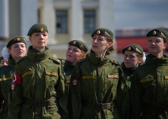 Rehearsing Victory Day parade in St.Petersburg