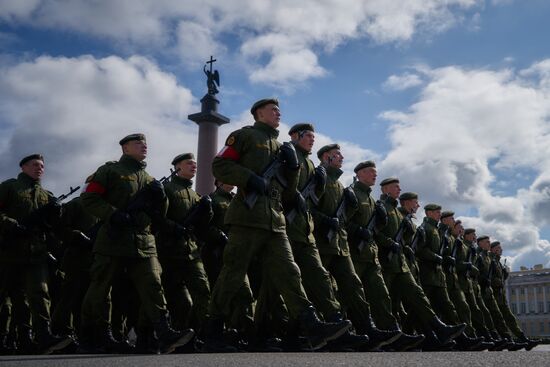 Rehearsing Victory Day parade in St.Petersburg