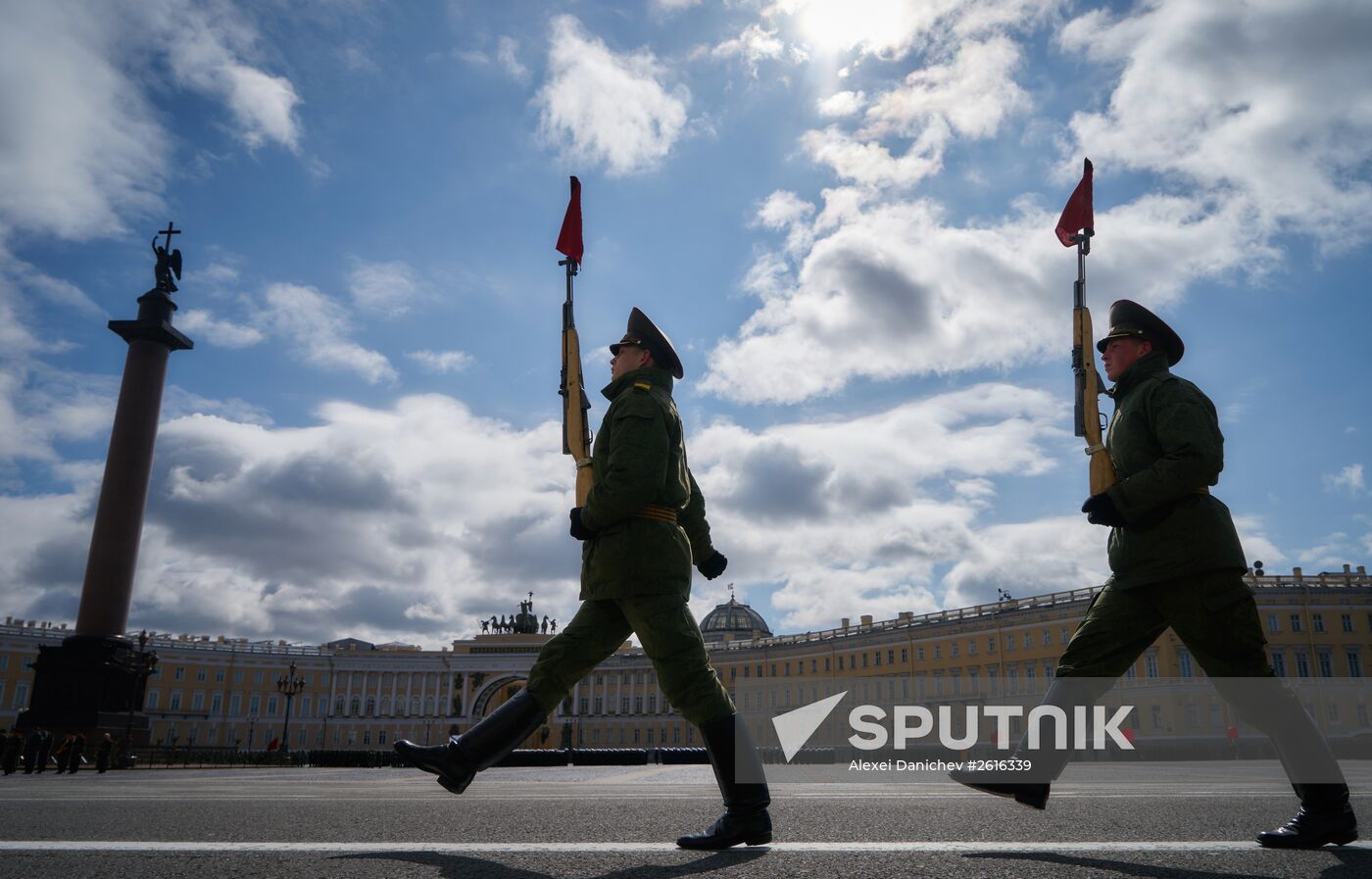 Rehearsing Victory Day parade in St.Petersburg