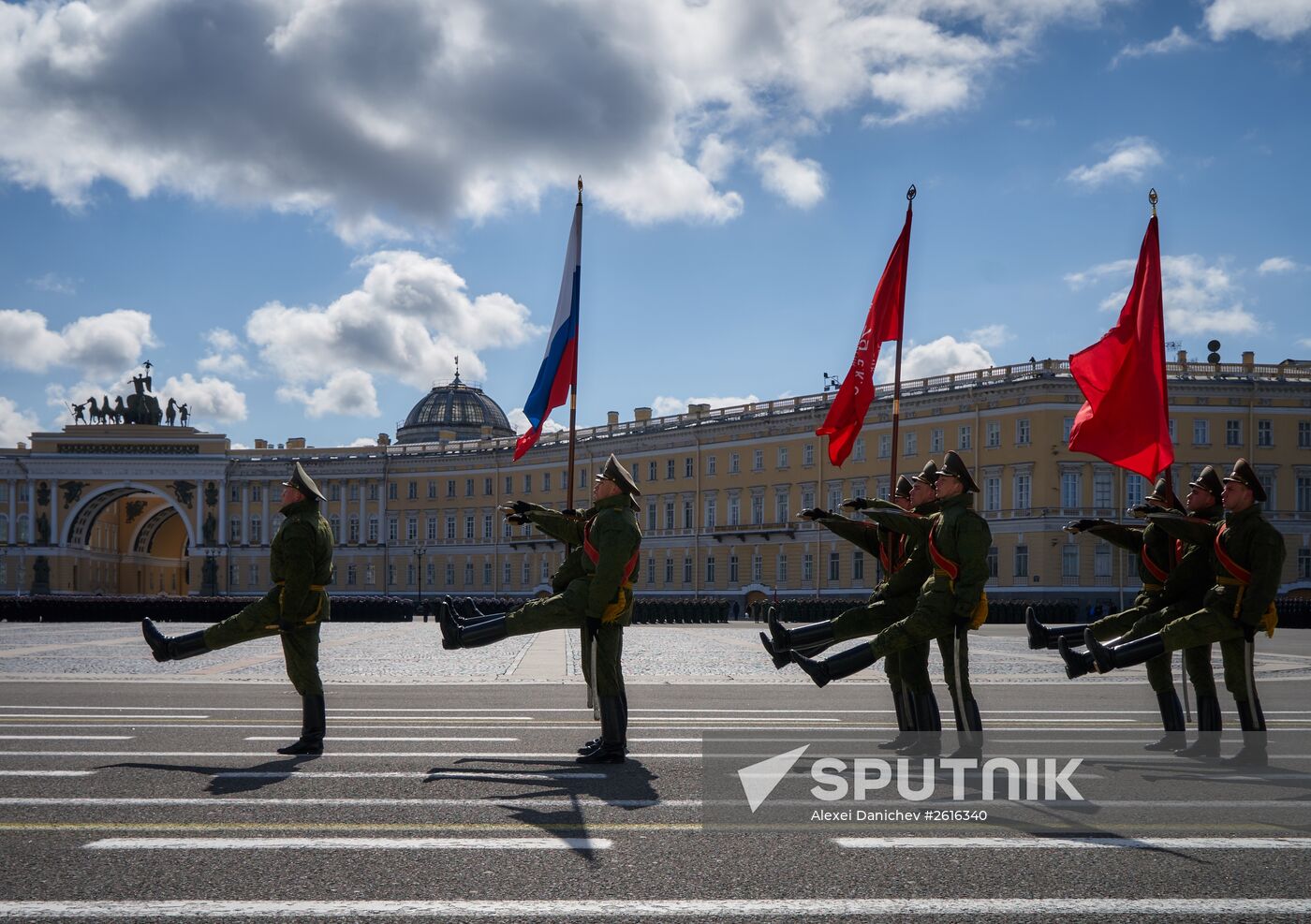 Rehearsing Victory Day parade in St.Petersburg