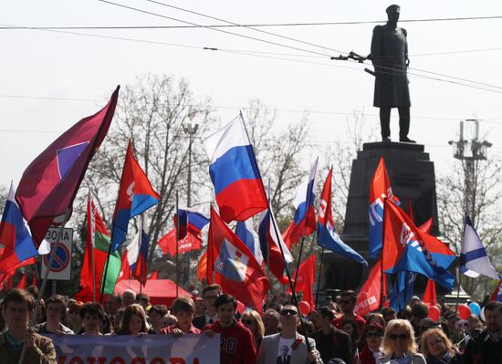 May Day marches across Russia