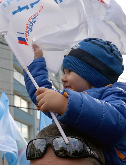 May Day marches across Russia