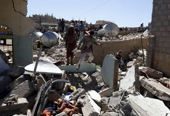Aftemath of Saudi-led coalition's air raids in Yemeni capital Sanaa