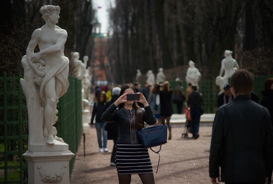 Summer Garden opens to visitors in St. Petersburg