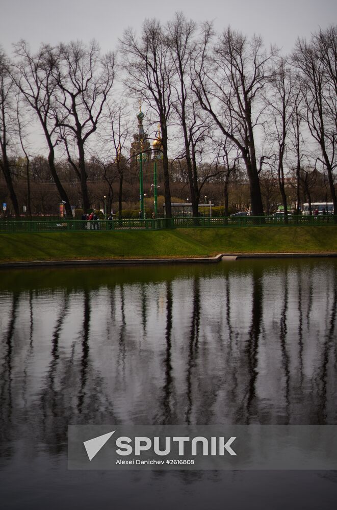 Summer Garden opens to visitors in St. Petersburg