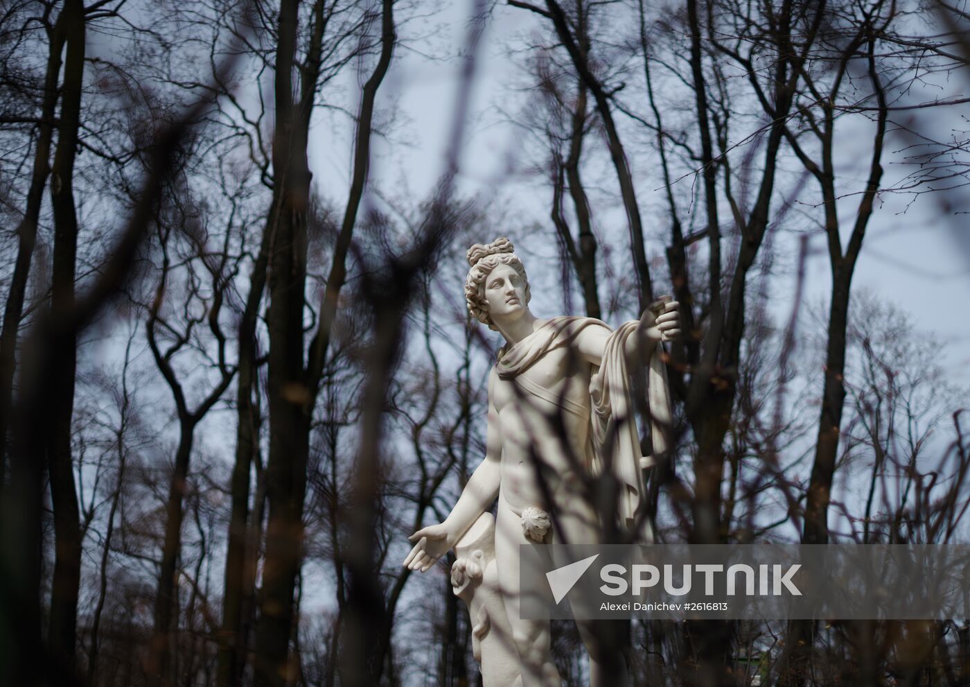 Summer Garden opens to visitors in St. Petersburg