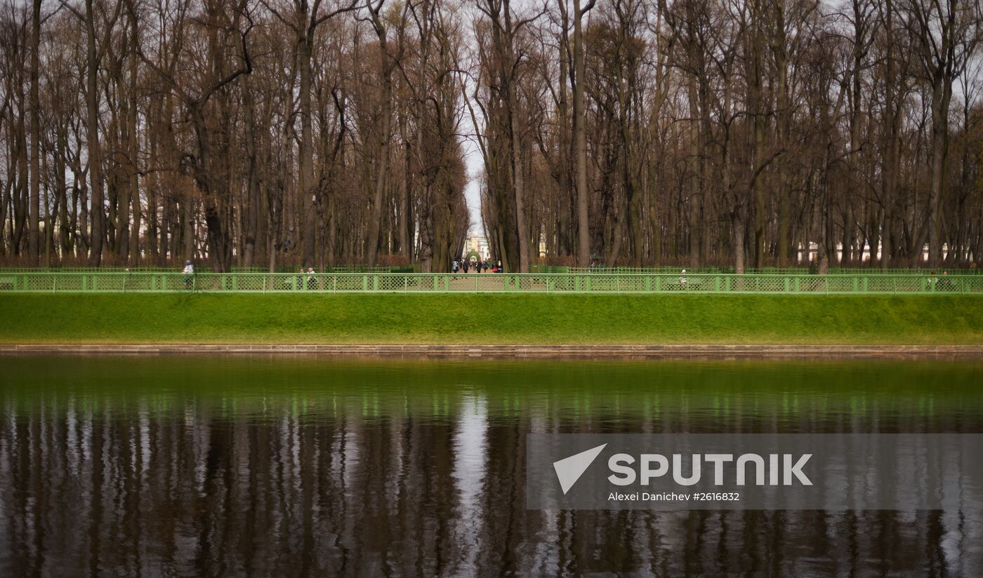 Summer Garden opens to visitors in St. Petersburg