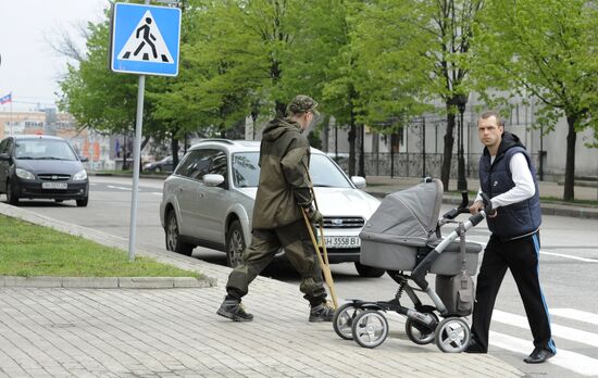 May Day in Donetsk