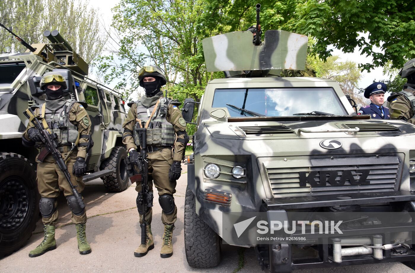 Military equipment inspection on Kulikovo Polye, Odessa