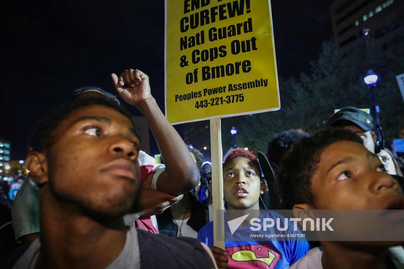 Protesters rally against violence of Baltimore police