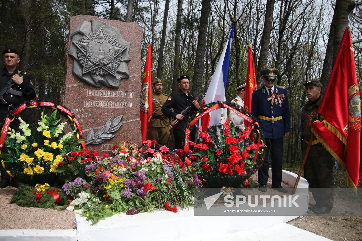 May day meeting of veteran partisans in Crimea