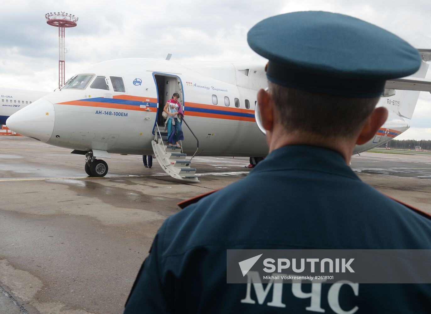 Russian Emergency Ministry aircraft evacuates citizens from Nepal