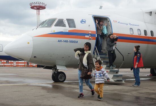 Russian Emergency Ministry aircraft evacuates citizens from Nepal