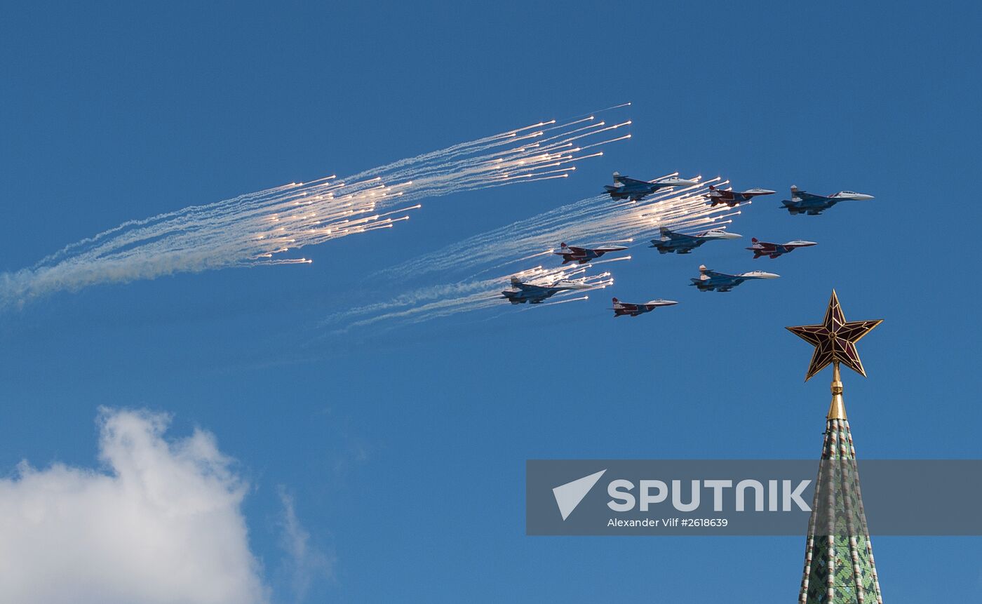Rehearsal of aeriel part of Victory military parade