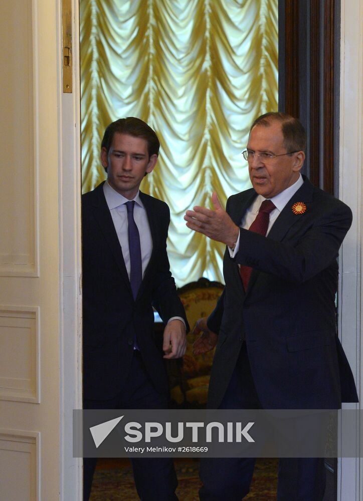 Russian and Austrian Foreign Ministers Sergei Lavrov and Sebastian Kurz