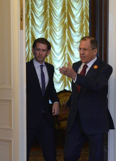 Russian and Austrian Foreign Ministers Sergei Lavrov and Sebastian Kurz