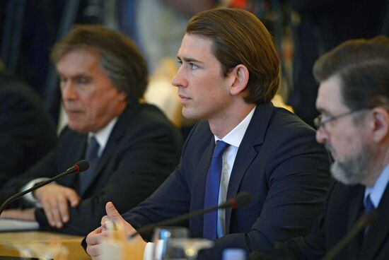 Russian and Austrian Foreign Ministers Sergei Lavrov and Sebastian Kurz
