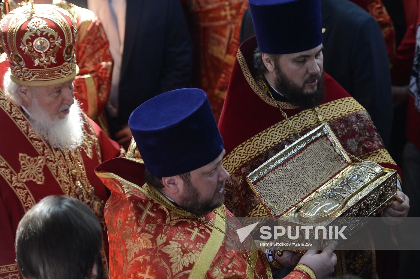 Patriarch holds service in honor of Saint George the Martyr