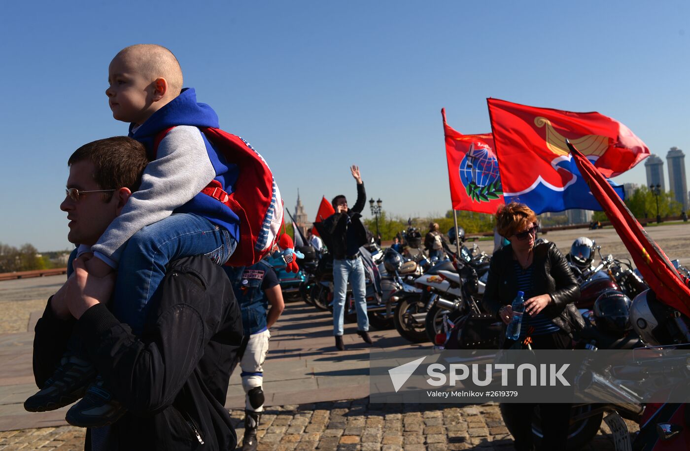 Participants in Our Great Victory motor rally welcomed in Moscow