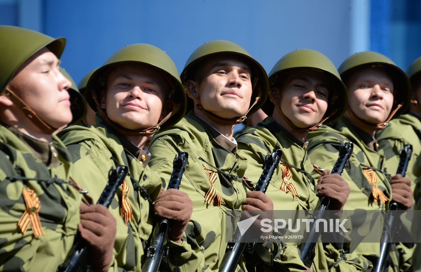 Final rehearsal of military parade to mark 70th anniversary of Victory in 1941-1945 Great Patriotic War