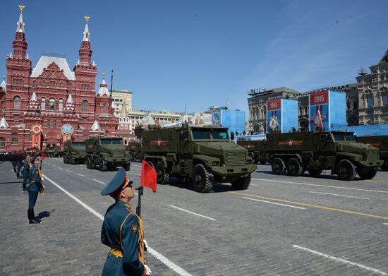 Final rehearsal of military parade to mark 70th anniversary of Victory in 1941-1945 Great Patriotic War