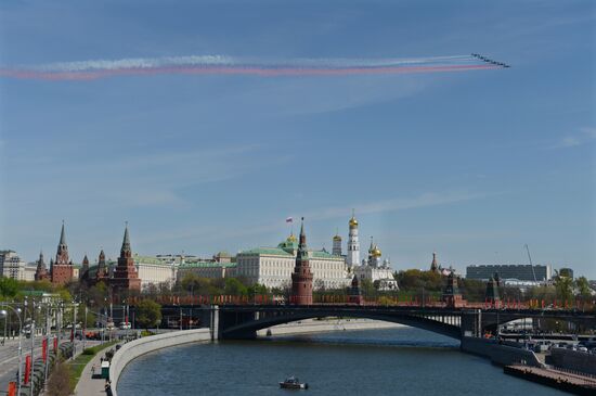 Final rehearsal of military parade to mark 70th anniversary of Victory in 1941-1945 Great Patriotic War